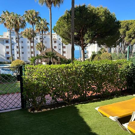 Mi Capricho, Beachfront, Grownfloor, Private Garden & Terrace Ситио-де-Калаонда Экстерьер фото