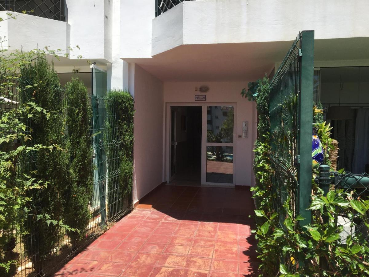 Mi Capricho, Beachfront, Grownfloor, Private Garden & Terrace Ситио-де-Калаонда Экстерьер фото