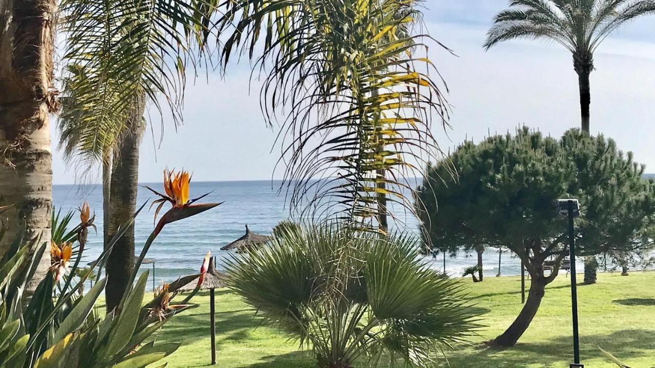 Mi Capricho, Beachfront, Grownfloor, Private Garden & Terrace Ситио-де-Калаонда Экстерьер фото