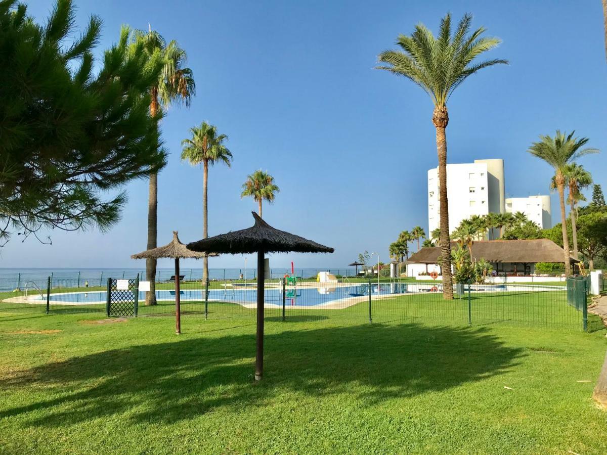 Mi Capricho, Beachfront, Grownfloor, Private Garden & Terrace Ситио-де-Калаонда Экстерьер фото
