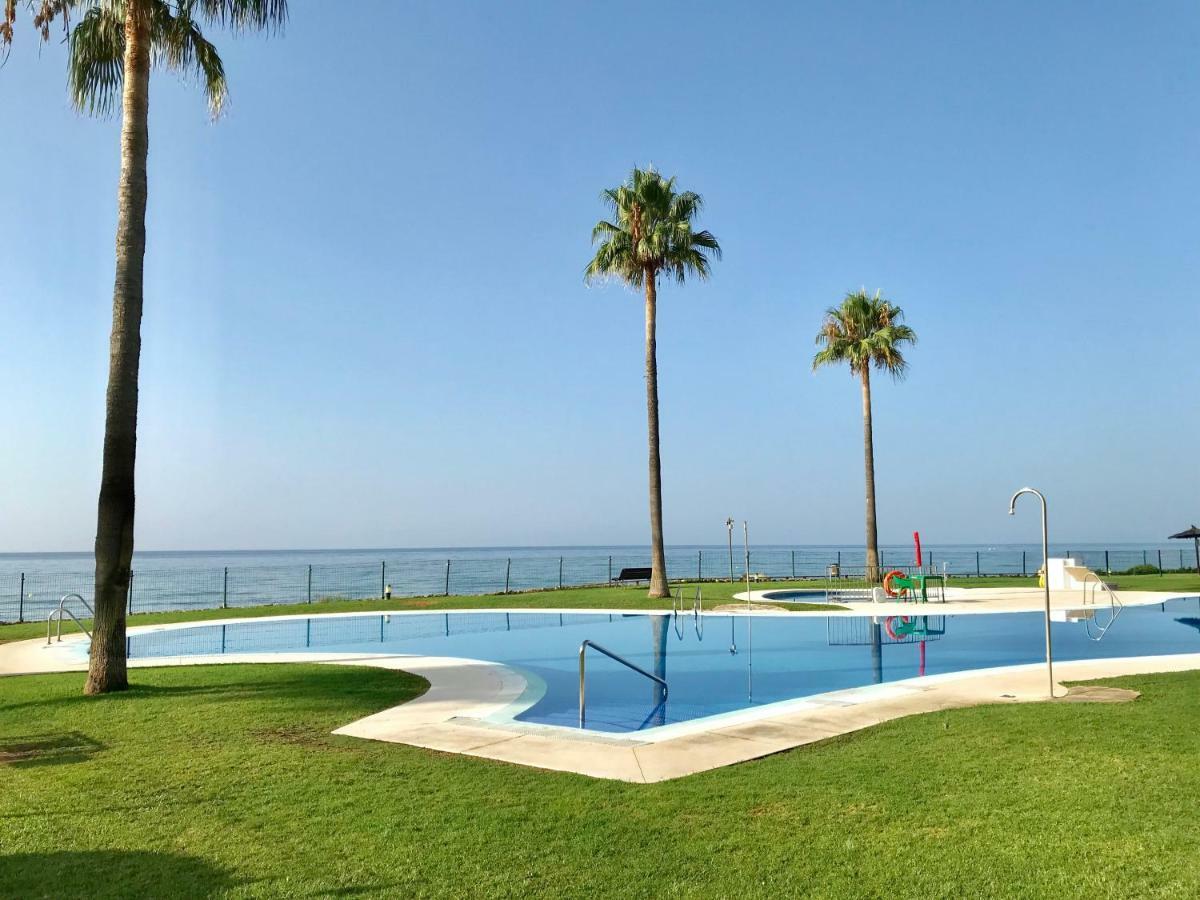 Mi Capricho, Beachfront, Grownfloor, Private Garden & Terrace Ситио-де-Калаонда Экстерьер фото