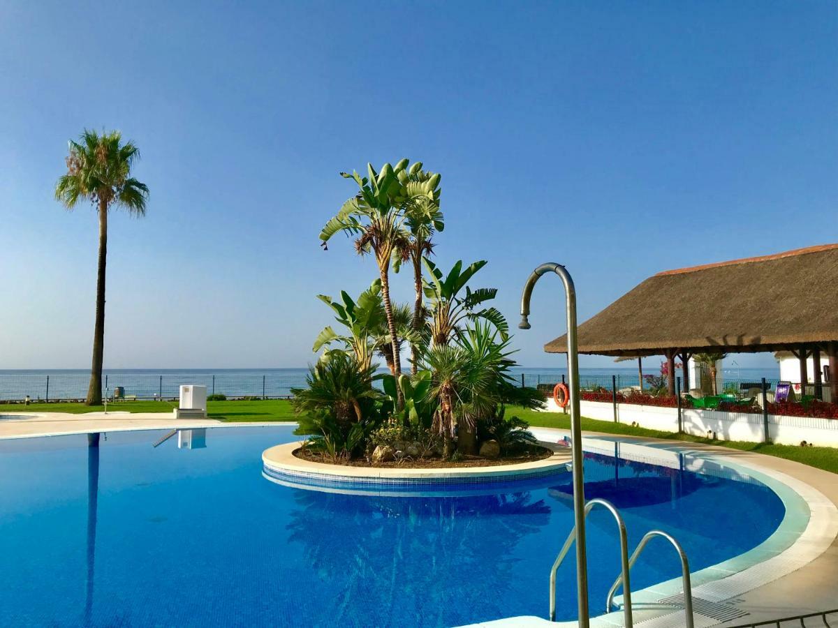 Mi Capricho, Beachfront, Grownfloor, Private Garden & Terrace Ситио-де-Калаонда Экстерьер фото