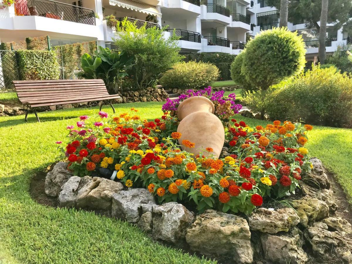 Mi Capricho, Beachfront, Grownfloor, Private Garden & Terrace Ситио-де-Калаонда Экстерьер фото