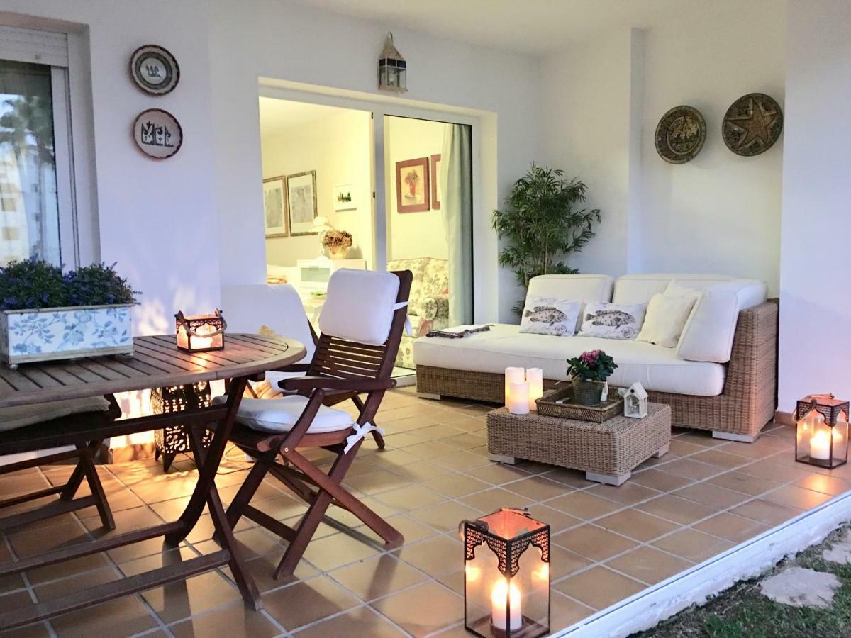 Mi Capricho, Beachfront, Grownfloor, Private Garden & Terrace Ситио-де-Калаонда Экстерьер фото