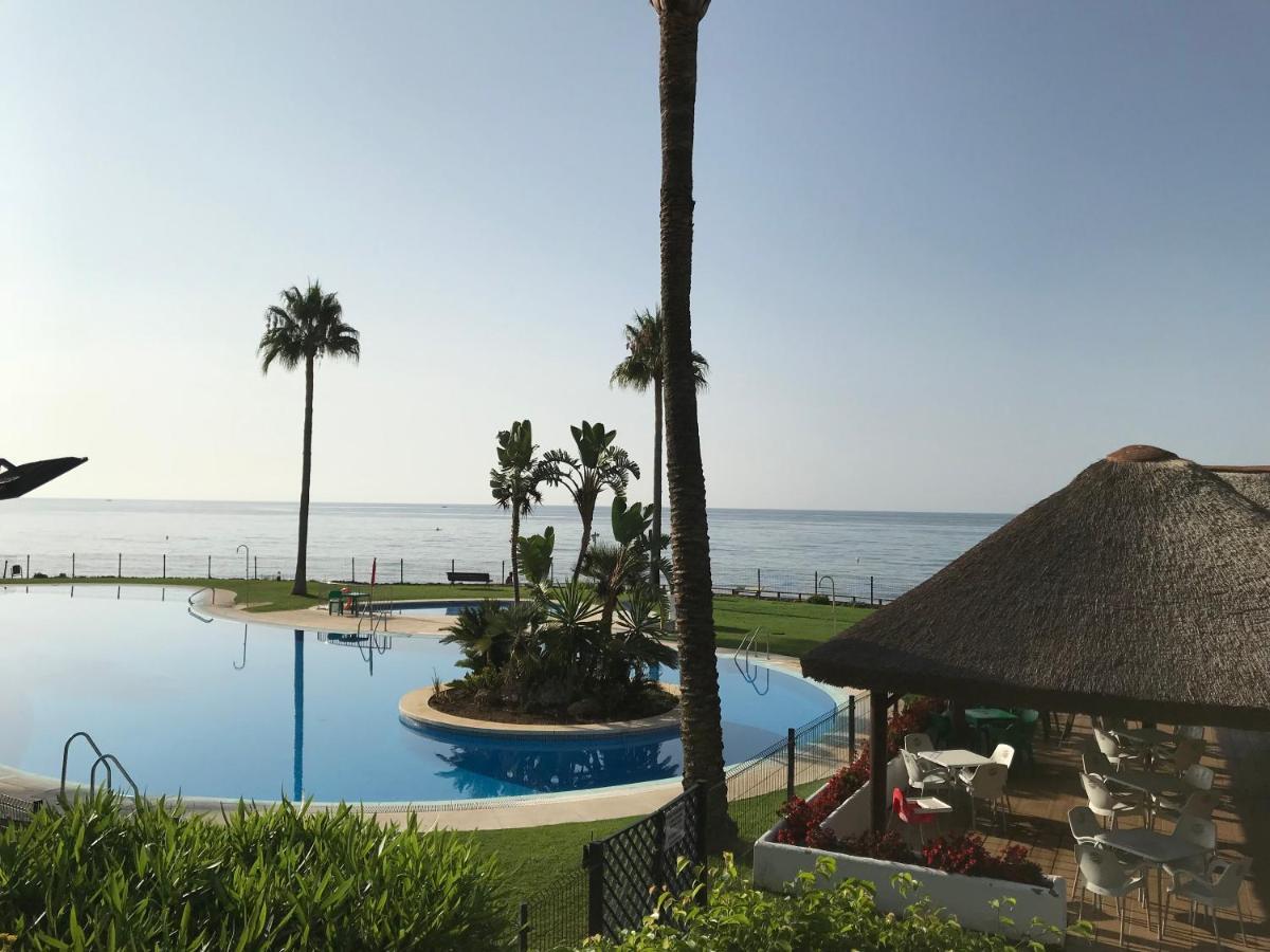 Mi Capricho, Beachfront, Grownfloor, Private Garden & Terrace Ситио-де-Калаонда Экстерьер фото
